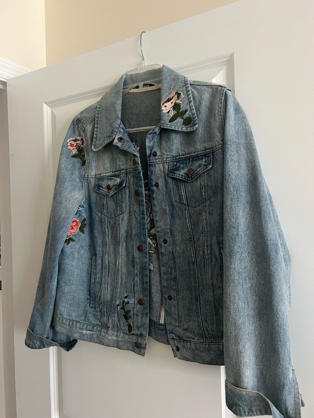 Light Wash Embroidered Denim Jacket - Women